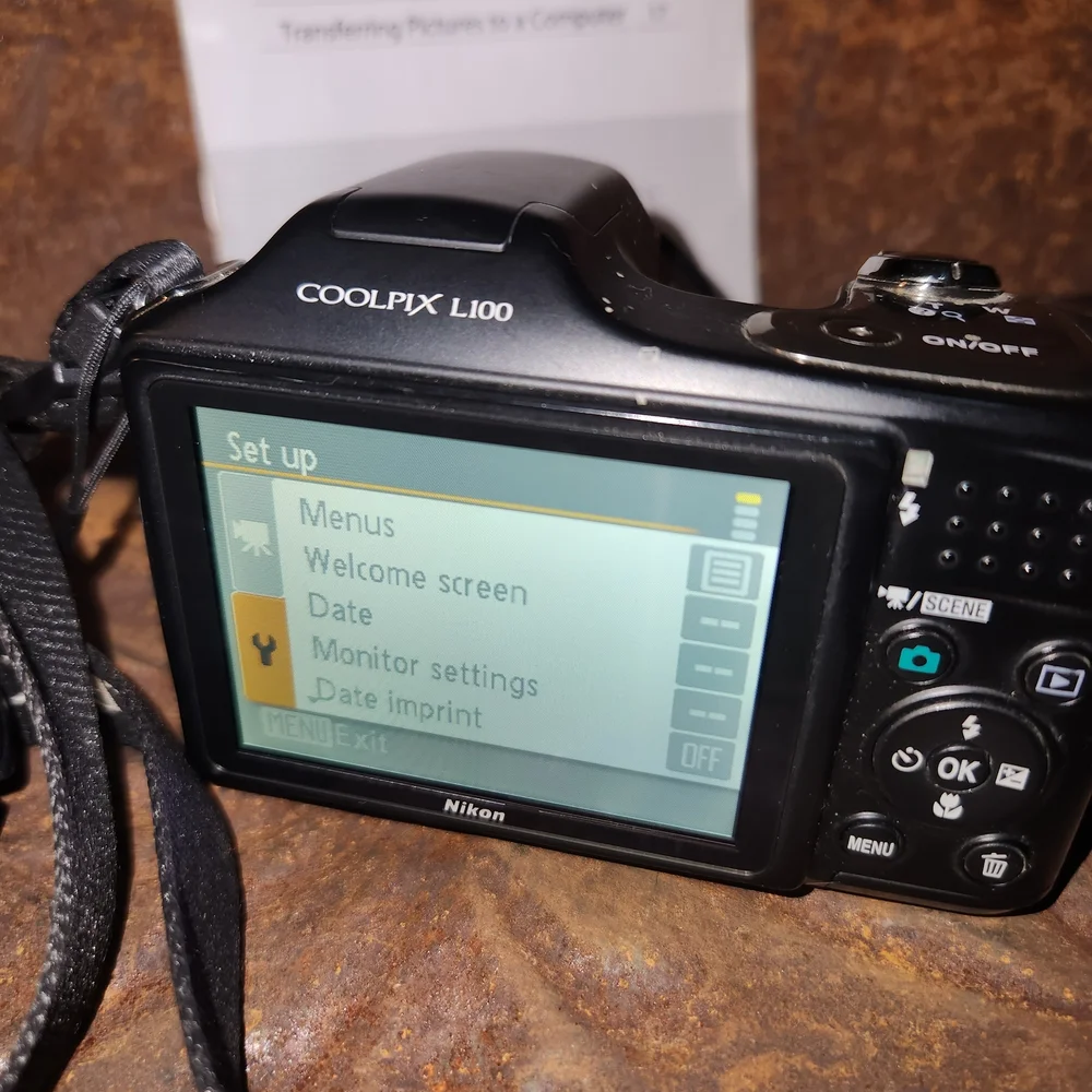 Nikon COOLPIX L100 Black Digital Camera with 15x Zoom